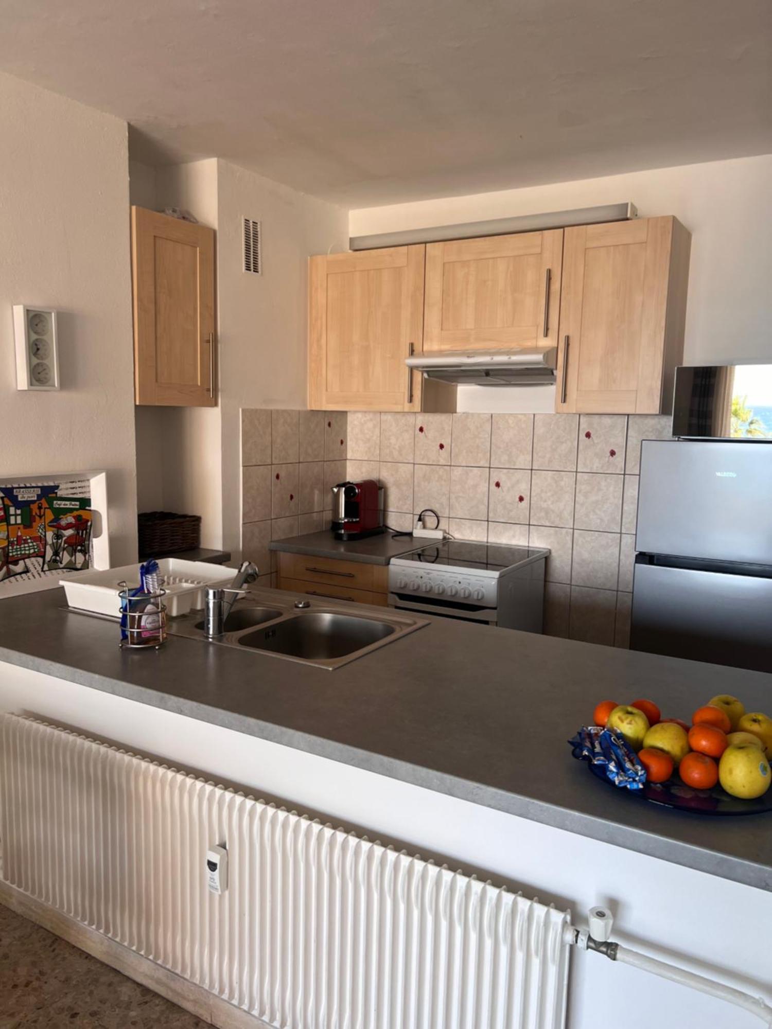 Appartement Apparemment Vue Avec Parking Fréjus